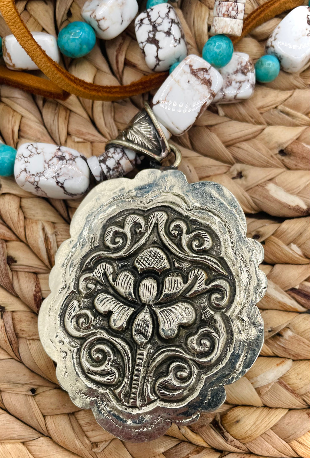 Wild Horse Magnesite Nest