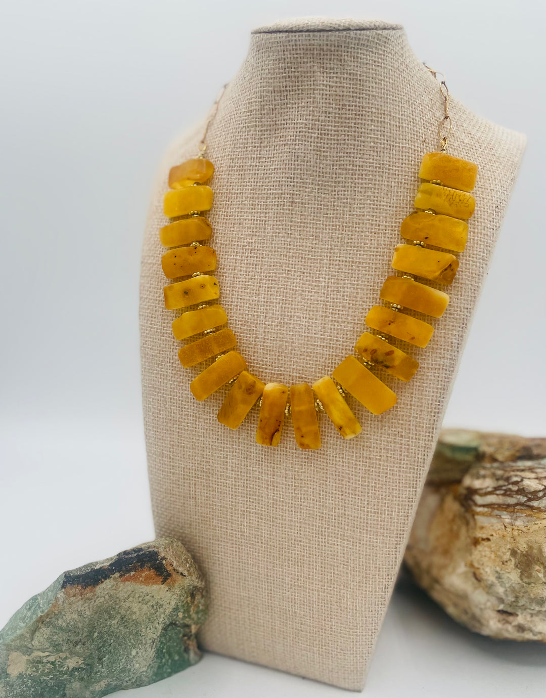 Amber Collar